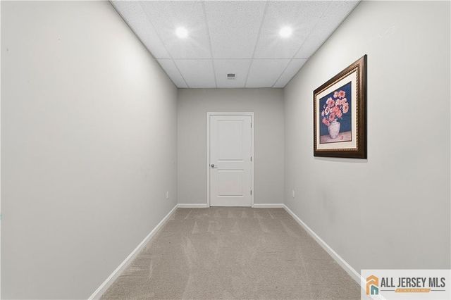 6 Traditions Place, Monroe, NJ 08831