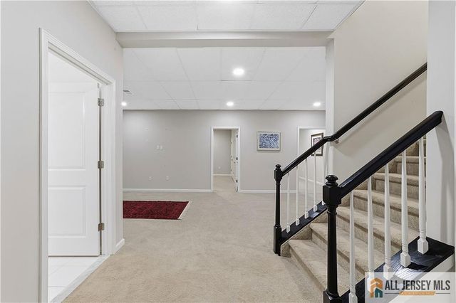 6 Traditions Place, Monroe, NJ 08831