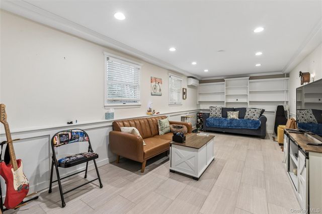 2327 Penatiquit Avenue, Seaford, NY 11783
