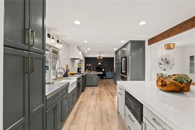 1512 Kincaid, Redlands, CA 92373