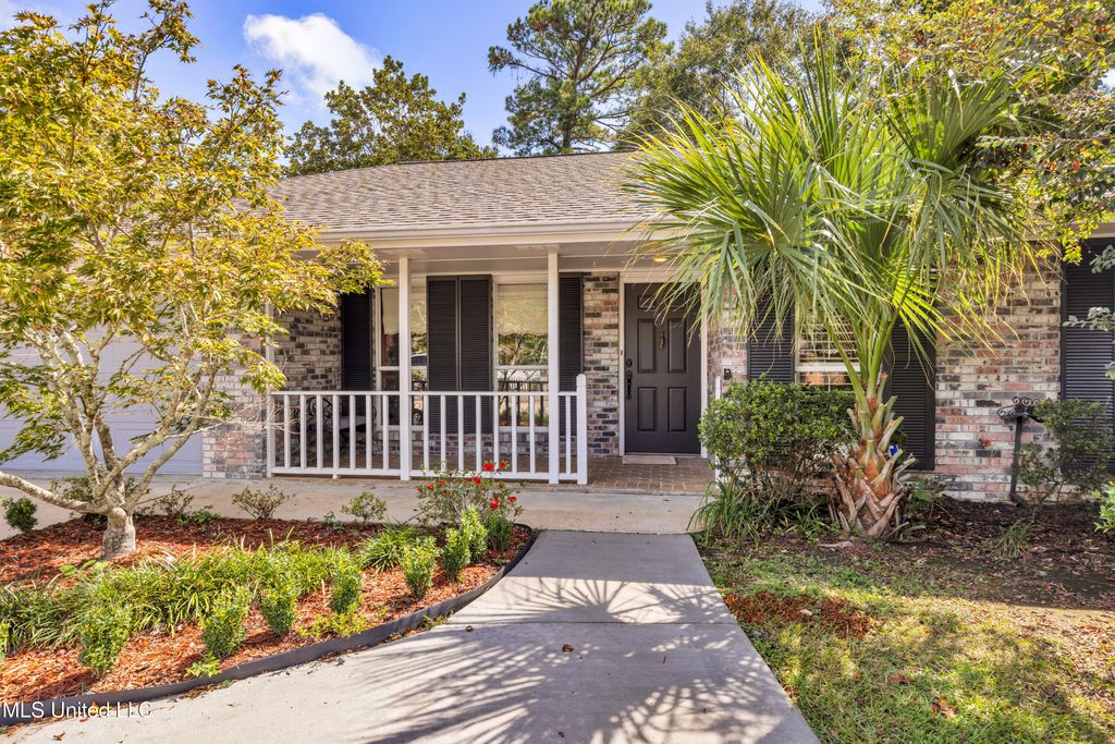 87136 Golf Club Drive, Diamondhead, MS 39525