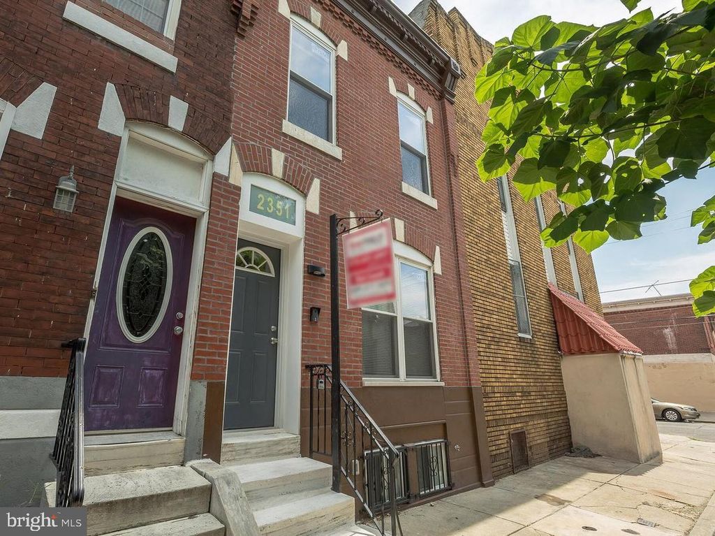 2351 S MARSHALL ST, Philadelphia, PA 19148