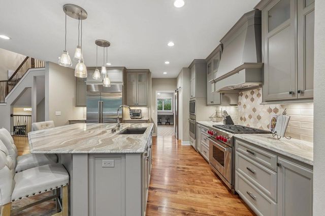 1646 Twisted Oak COURT, Hartland, WI 53029