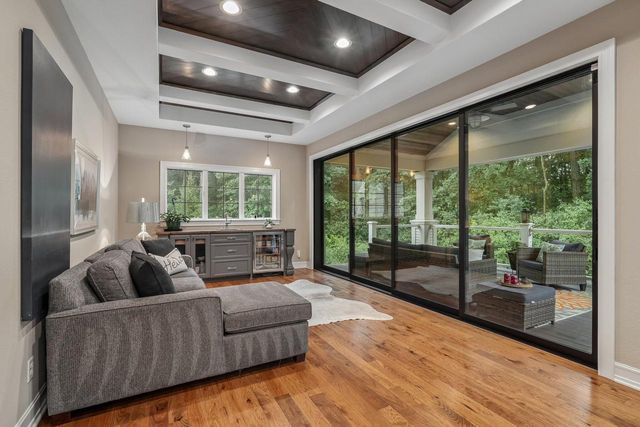 1646 Twisted Oak COURT, Hartland, WI 53029