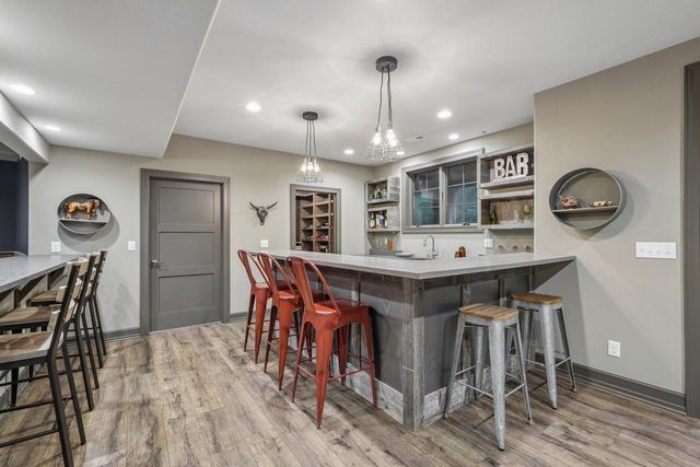 1646 Twisted Oak COURT, Hartland, WI 53029