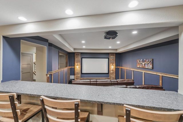 1646 Twisted Oak COURT, Hartland, WI 53029
