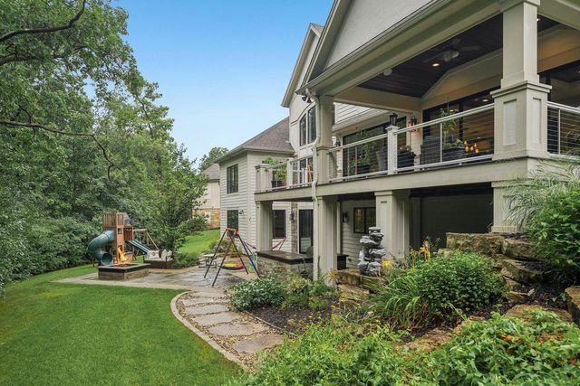 1646 Twisted Oak COURT, Hartland, WI 53029