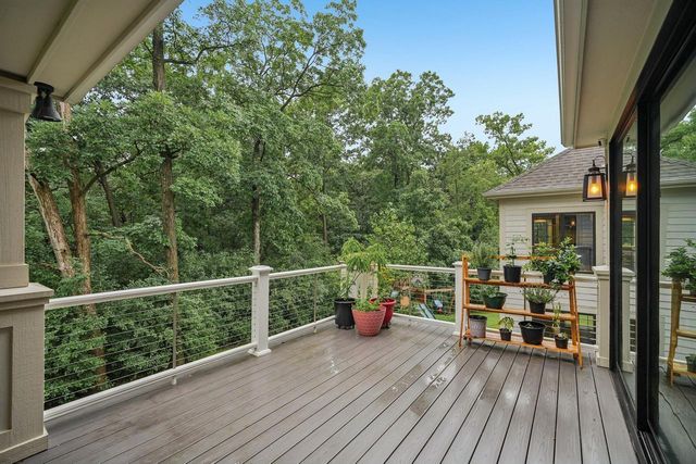 1646 Twisted Oak COURT, Hartland, WI 53029