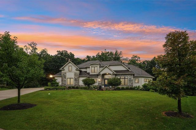1646 Twisted Oak COURT, Hartland, WI 53029