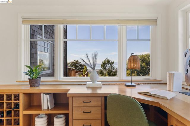 2893 Buena Vista Way, Berkeley, CA 94708