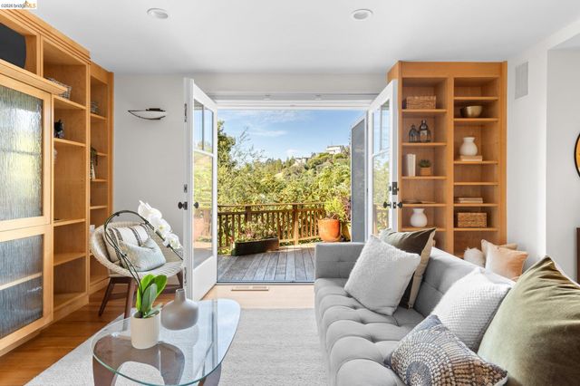 2893 Buena Vista Way, Berkeley, CA 94708