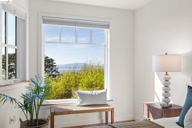 2893 Buena Vista Way, Berkeley, CA 94708