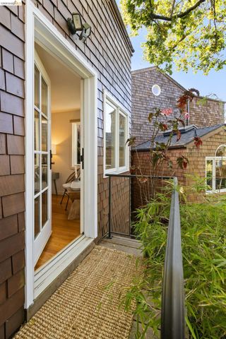 2893 Buena Vista Way, Berkeley, CA 94708