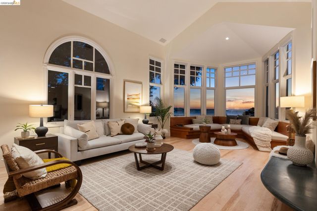 2893 Buena Vista Way, Berkeley, CA 94708