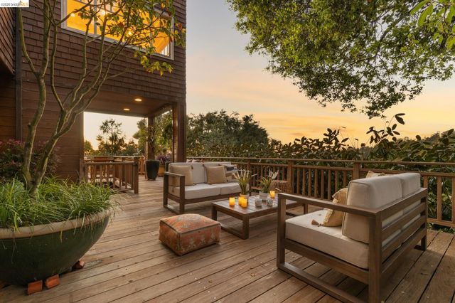 2893 Buena Vista Way, Berkeley, CA 94708