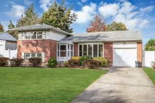 44 Delaware Avenue, Commack, NY 11725