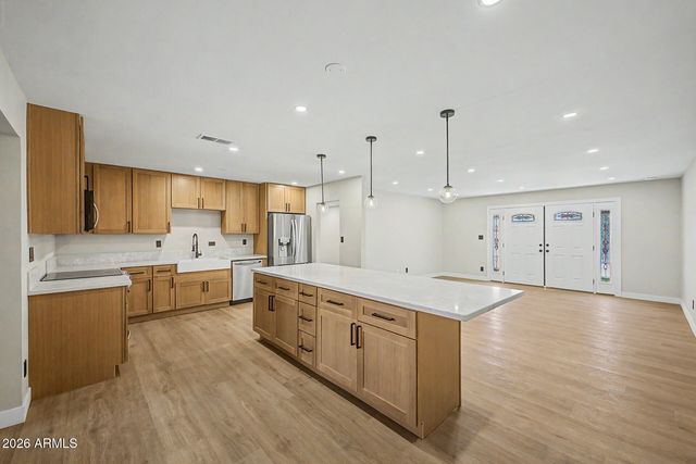 8262 E MONTE VISTA Road, Scottsdale, AZ 85257