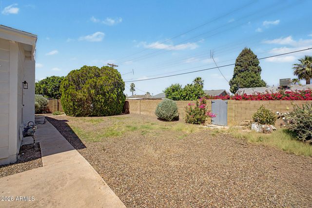 8262 E MONTE VISTA Road, Scottsdale, AZ 85257