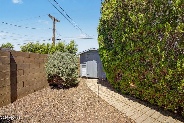 8262 E MONTE VISTA Road, Scottsdale, AZ 85257