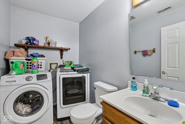 1905 E Balsam Court, Anderson, IN 46011