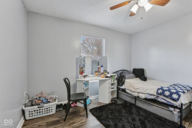 1905 E Balsam Court, Anderson, IN 46011