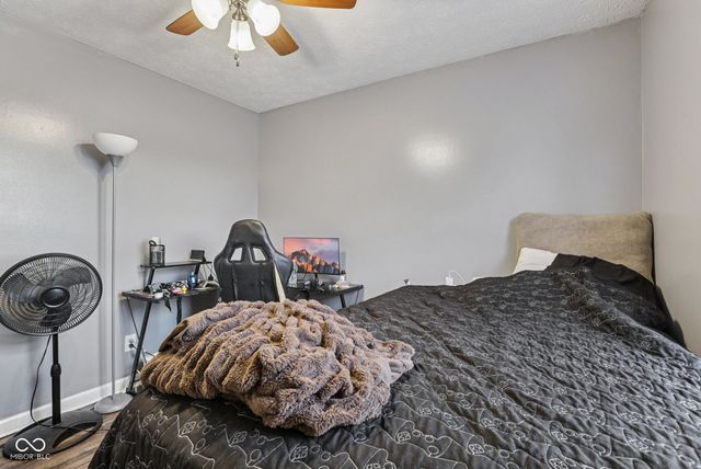 1905 E Balsam Court, Anderson, IN 46011