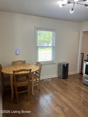 2024 Dixie Garden Dr, Louisville, KY 40272