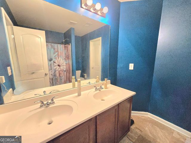 2365 Hackamore Drive, Atlanta, GA 30349