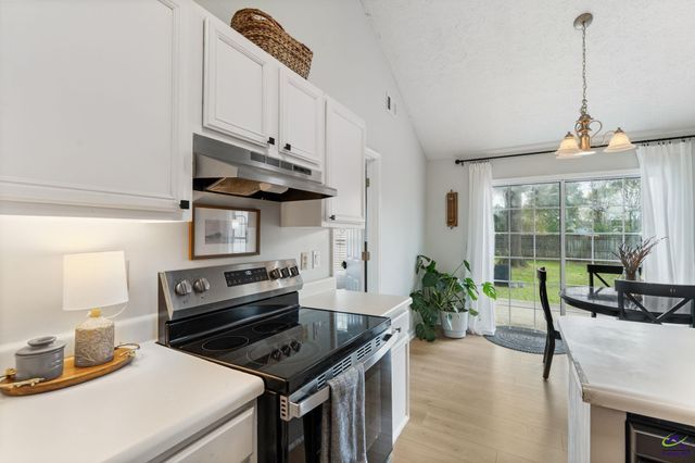 609 Shannon Ridge Drive, Bonaire, GA 31005