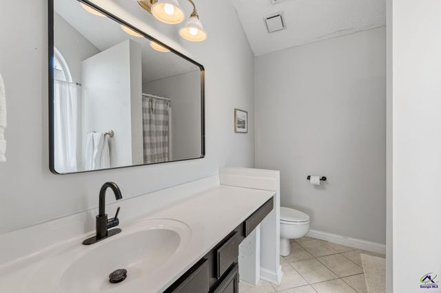 609 Shannon Ridge Drive, Bonaire, GA 31005