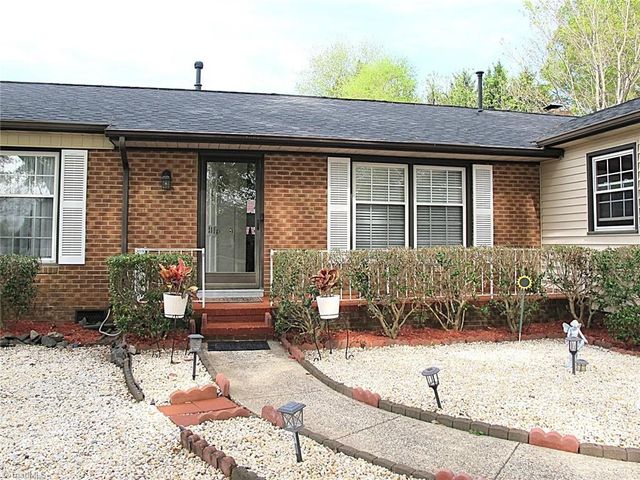 203 Capistrano Drive, Winston-salem, NC 27103