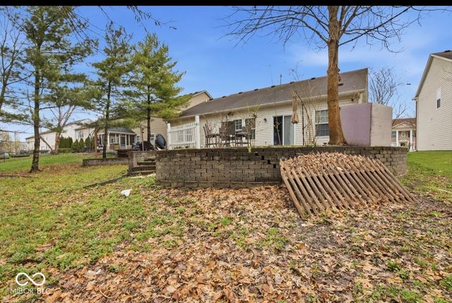 344 Legacy Boulevard, Greenwood, IN 46143