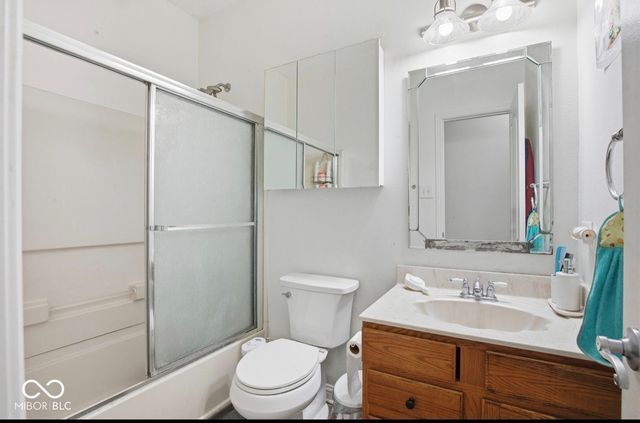 344 Legacy Boulevard, Greenwood, IN 46143