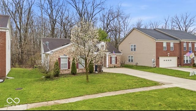 344 Legacy Boulevard, Greenwood, IN 46143