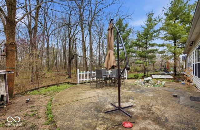 344 Legacy Boulevard, Greenwood, IN 46143