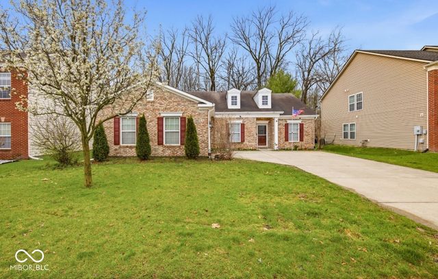 344 Legacy Boulevard, Greenwood, IN 46143