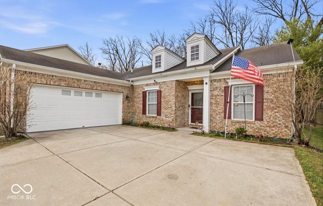 344 Legacy Boulevard, Greenwood, IN 46143