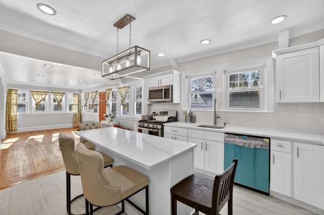 676 Webster Avenue, New Rochelle, NY 10801