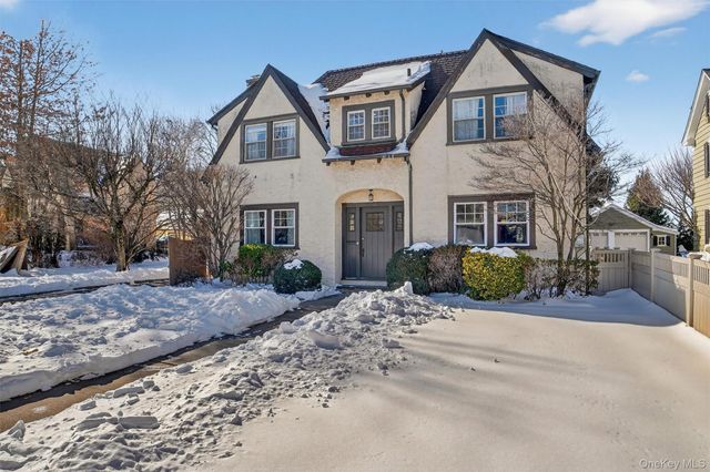 676 Webster Avenue, New Rochelle, NY 10801