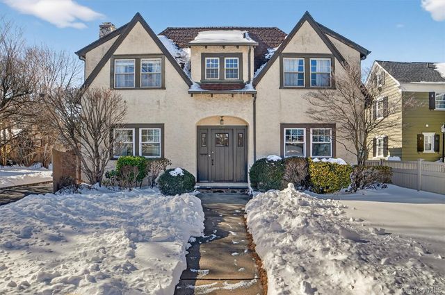 676 Webster Avenue, New Rochelle, NY 10801