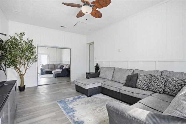 1600 Mount Royal Blvd, Shaler, PA 15116