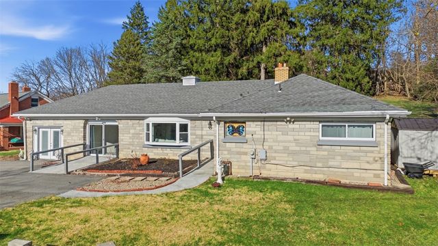 1600 Mount Royal Blvd, Shaler, PA 15116