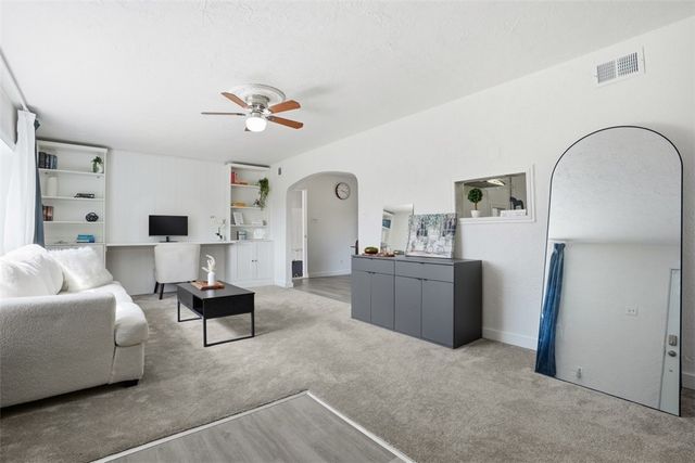 1600 Mount Royal Blvd, Shaler, PA 15116