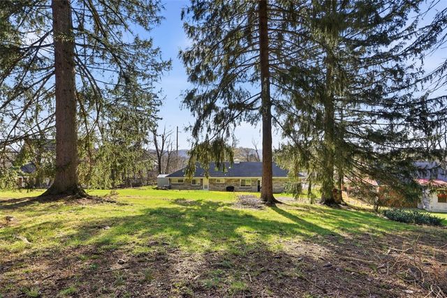 1600 Mount Royal Blvd, Shaler, PA 15116