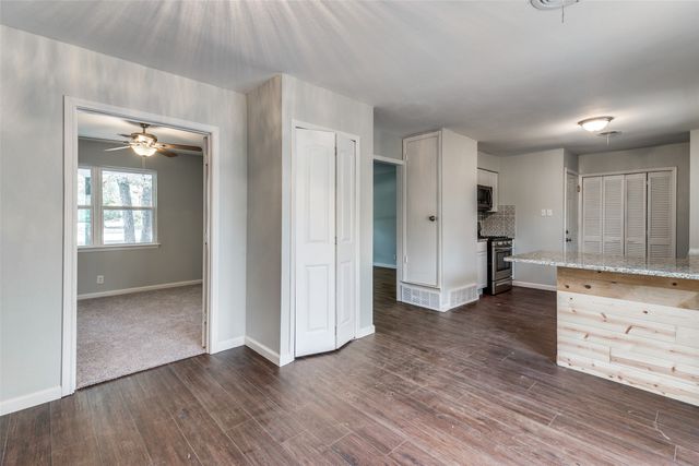 1236 King Drive, Bedford, TX 76022