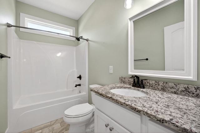 750 Honeysuckle Ln, Sparta, TN 38583