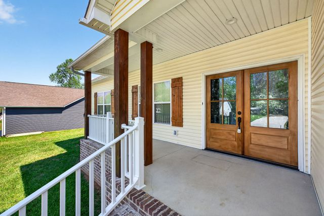 750 Honeysuckle Ln, Sparta, TN 38583
