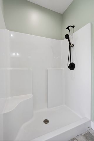 750 Honeysuckle Ln, Sparta, TN 38583