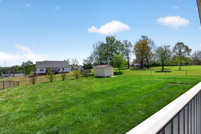750 Honeysuckle Ln, Sparta, TN 38583