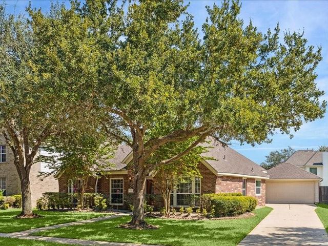 2822 Creek Terrace Drive, Missouri City, TX 77459